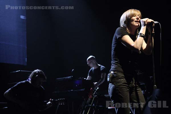 PORTISHEAD - 2008-05-06 - PARIS - Zenith - Beth Gibbons